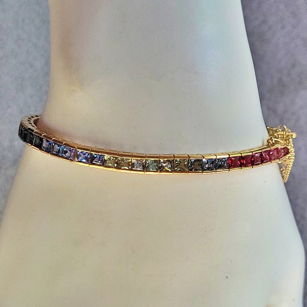 Rainbow Sapphire 18Kt, Princess Cut, Natural Square Sapphires, Tennis Bracelet - Picture 12 of 13